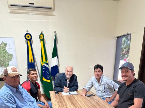 Representante da Asproloma e lideranças locais solicitam melhorias na infraestrutura rural