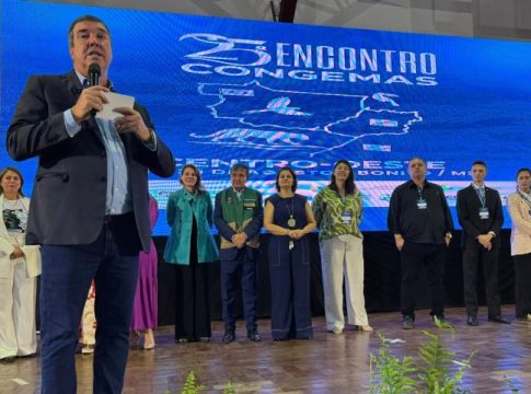 Gestores e autoridades discutem integração de políticas sociais em evento do Congemas