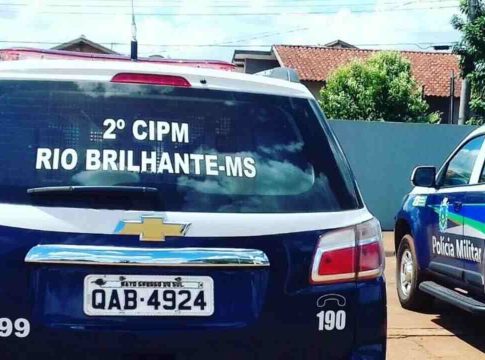 Homem é preso por aliciar e dar bebidas a meninas de 10 e 15 anos em MS