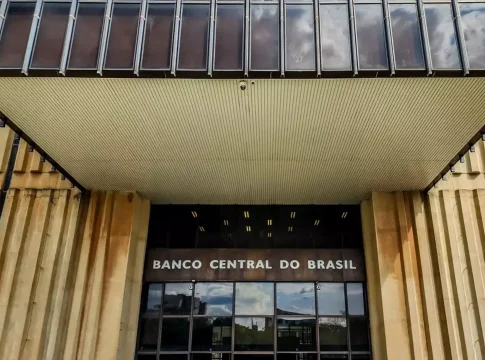 R$ 420 milhões: novo ataque hacker atinge duas instituições financeiras no Brasil