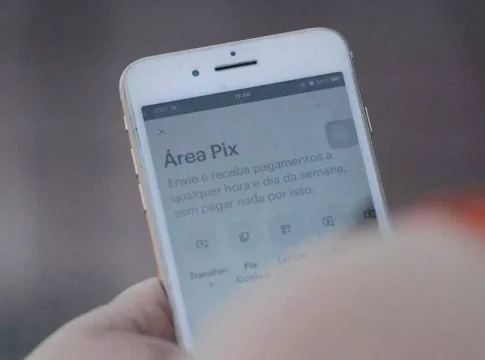 Por erro, homem recebe Pix de R$ 1 milhão e devolve a empresário