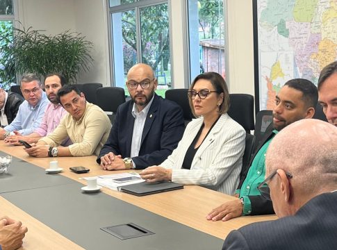Prefeito de Naviraí participa de agenda na Itaipu Binacional em Foz do Iguaçu