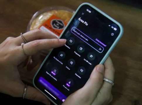 Enviou Pix por engano? Especialista explica como reaver o dinheiro