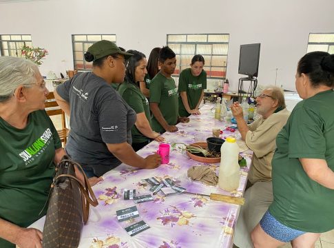Curso de Floricultura fortalece capacitação e geração de renda em Japorã