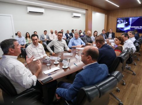 Governo de MS reúne secretariado em balanço de metas de 2025 e planejamento de ações para 2026