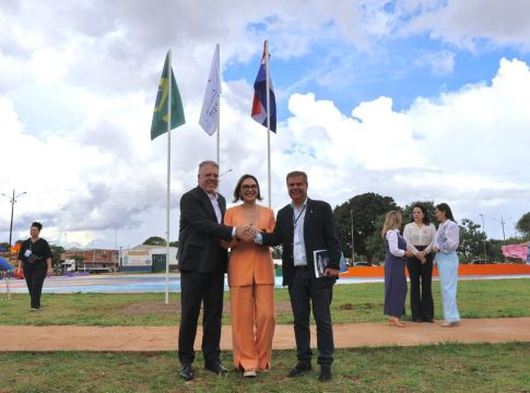 Senador Nelsinho Trad lidera reunião histórica na fronteira e propõe retomada do diálogo entre Brasil e Paraguai