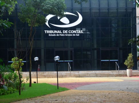 TCE e MPMS divergem sobre “conto de fadas” que endivida prefeituras