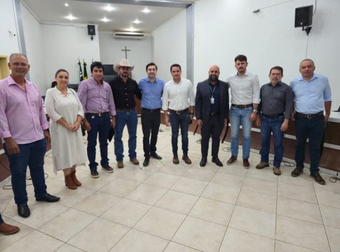 Em Audiência Pública sobre crise leiteira Rodrigo Sacuno reforça apoio à produtores do Cone Sul
