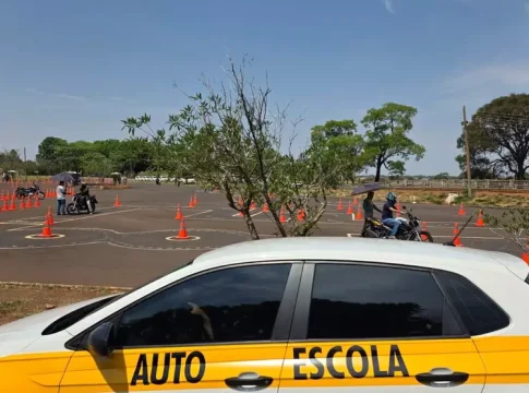 Governo federal vai oferecer curso gratuito para CNH sem autoescola