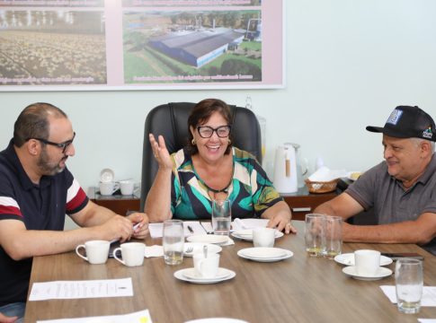 Governo e Legislativo de Mundo Novo discutem projetos em reunião conjunta