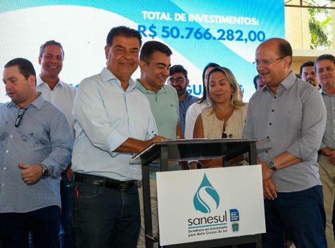 A convite de Marçal Filho, senador Nelsinho Trad acompanha anúncio de investimentos para levar água potável às aldeias de Dourados