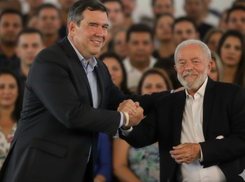 1ª pesquisa registrada de avaliação do governador Riedel e do Presidente Lula no MS 2026