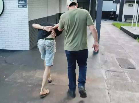 Casal é preso após bebê de 1 ano dar entrada com fraturas em UPA