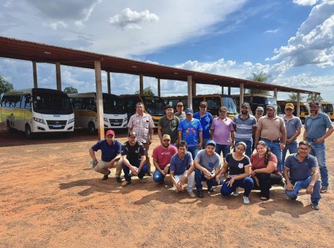 Departamento Municipal de Transporte de Tacuru realizou uma reunião com os motoristas do transporte escolar
