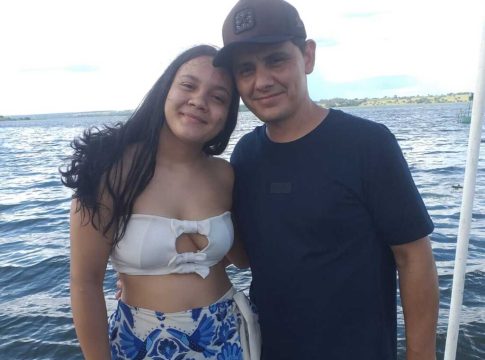 No velório da filha, José relembra assassino: “tinha zelo diferente com ela”