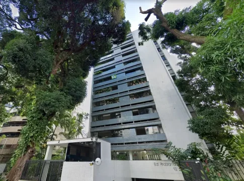 Pai cadeirante e filho morrem após queda provocada em edifício no Recife