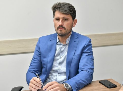 “Município forte significa cidadão bem atendido”, afirma Thalles Tomazelli ao defender equilíbrio fiscal