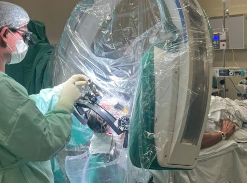 Hospital Regional de Três Lagoas realiza 1ª cirurgia cerebral pelo SUS para tratar Parkinson em MS
