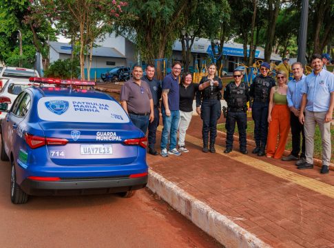 Guaíra realiza entrega de veículo para Patrulha Maria da Penha e inaugura playground na Praça Eurico Gaspar Dutra