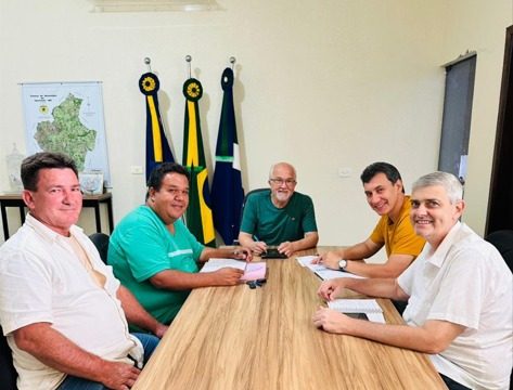 Prefeito Lídio Ledesma sanciona reajuste salarial de 7% para os servidores públicos municipais