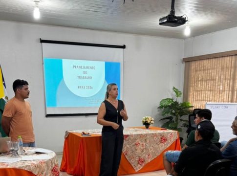 Educação de Japorã alinha aquisição de alimentos para a merenda escolar da REME