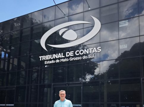 Prefeito Dr. Erlon participa de qualificação no Tribunal de Contas