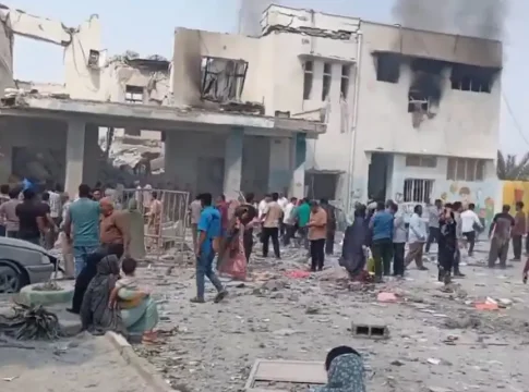 Mortos no Irã chegam a 200 após ataques dos EUA e Israel ao país do Oriente Médio