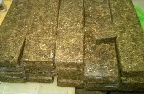 Perseguição policial termina em apreensão de quase uma tonelada de maconha na MS-164