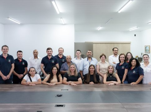 Município de Guaíra realiza posse de novos servidores efetivos