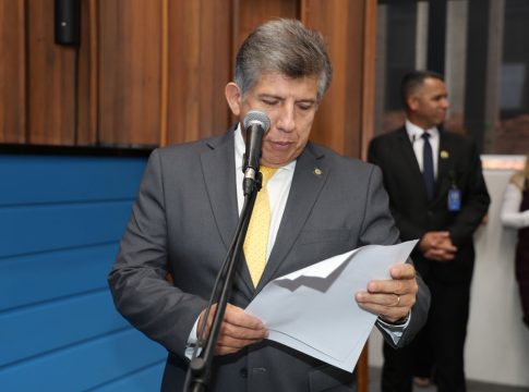 Lidio Lopes propõe parceria para melhorar sinalização em pontos críticos de Novo Horizonte do Sul