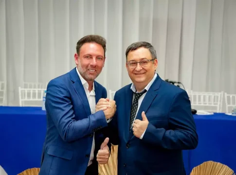 Em pé de guerra, vice-prefeito denuncia falta de medicamentos da própria gestão