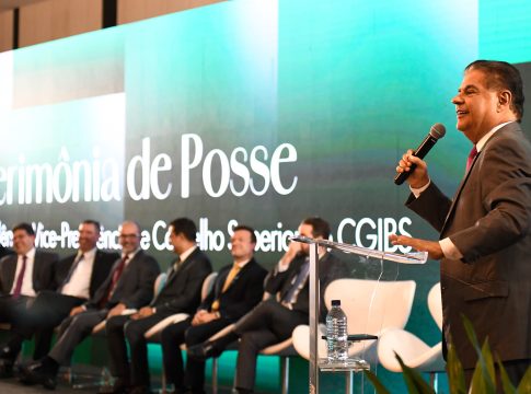 Posse do comitê gestor da reforma tributária coloca MS no comando; senador Nelsinho Trad representa o Senado no evento