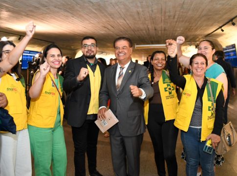 Senador Nelsinho Trad reforça apoio à valorização de agentes de saúde em encontro com representantes de Dourados