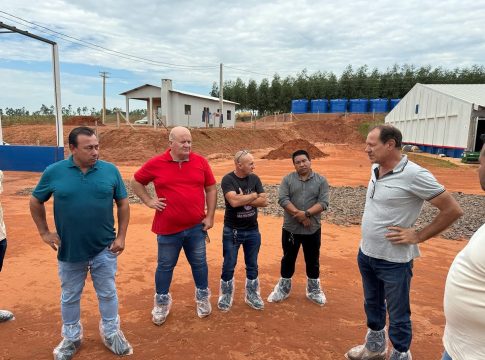 Japorã amplia a produção de frangos com a construção de 16 novos aviários