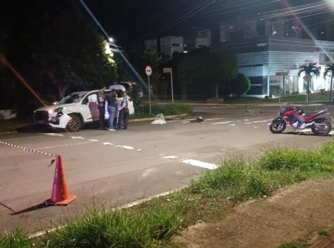 Passageira de motocicleta atingida por advogado no Santa Fé recebe alta