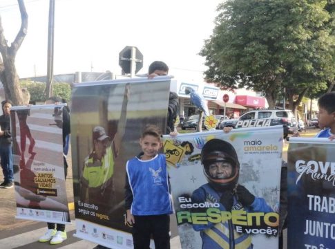 Blitz Educativa Reforça Conscientização no Trânsito em Mundo Novo