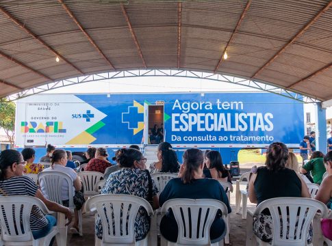 Atendimento da Carreta do “Agora Tem Especialistas” iniciado em Naviraí