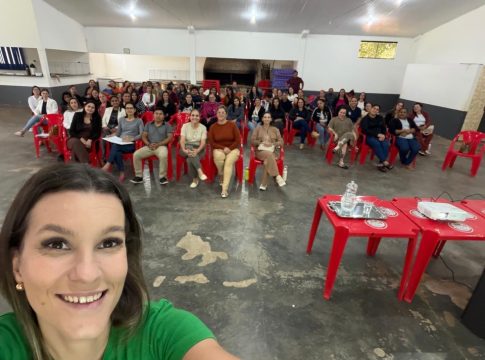 Prefeitura realiza palestra sobre educação antirracista para profissionais da Rede Municipal