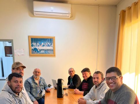 Governo de Mundo Novo realiza encontro com empreendedores do turismo em parceria com o Sebrae