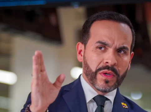 Espriella lidera e vai ao segundo turno contra Cepeda nas eleições presidenciais da Colômbia