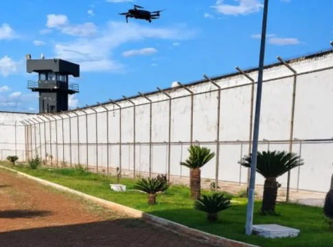 Polícia Penal utiliza drones para ampliar a vigilância na Penitenciária de Dourados