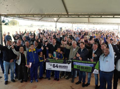 Ratinho Junior destina R$ 40 milhões para estradas rurais, infraestrutura e escolas de Guaíra
