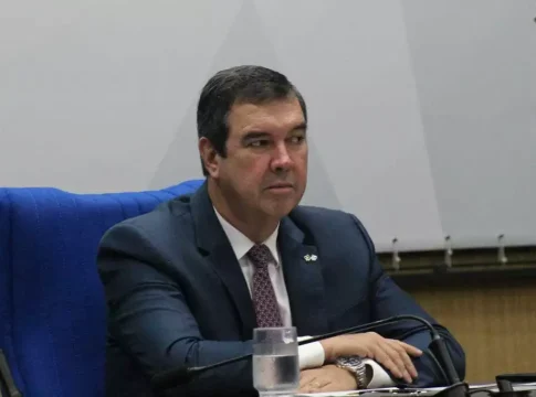 Riedel apoia decisão dos EUA contra facções e cobra reforço federal na fronteira