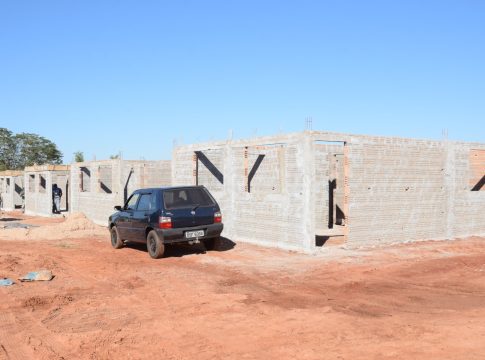 Iguatemi avança no setor habitacional com a construção de moradias no Loteamento Stanislau Javolski