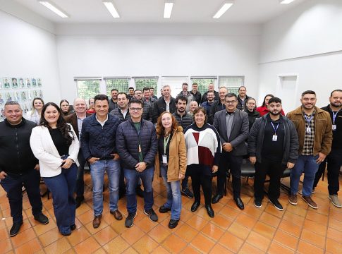 Governo de Mundo Novo participa da primeira reunião técnica da Usina de Projetos dos Municípios Lindeiros