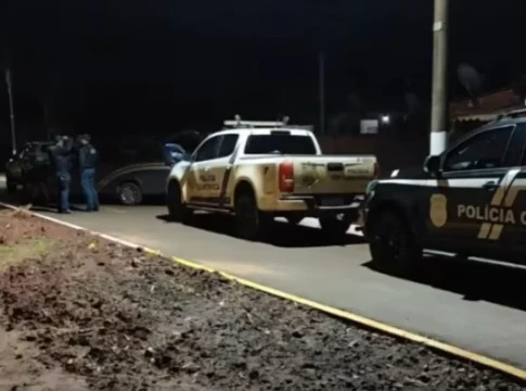 Morador é executado com seis tiros na frente da mãe após dupla invadir casa em Caarapó