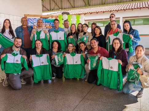 Prefeitura de Naviraí investe R$ 1,1 milhão em agasalhos para alunos da rede