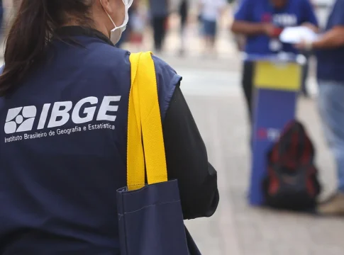 Concurso do IBGE: veja cargos, salários e como se inscrever para mais de 8 mil vagas