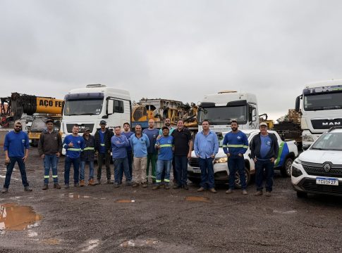 Equipe chega com novos equipamentos para dar continuidade às obras do Super Poço em Mundo Novo