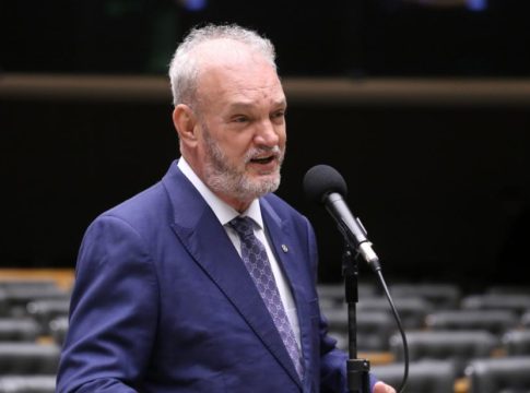 Deputado Geraldo Resende entrega amanhã 9 Unidades Odontológicas Móveis